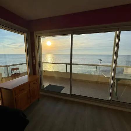 Apartment Face Mer, 2 Chambres, Proche Commerces